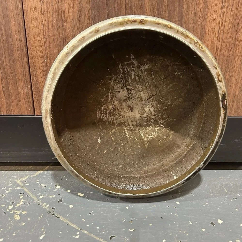 One Ford Hubcap 9 1/2